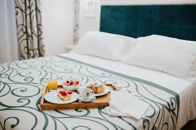Deluxe Üç Kişilik Oda