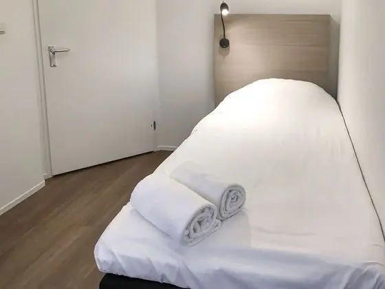Ev