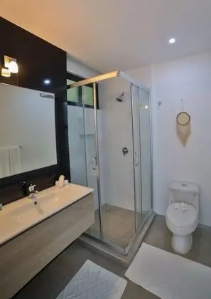 Apart Daire, 2 Yatak Odası, Havuz Manzaralı