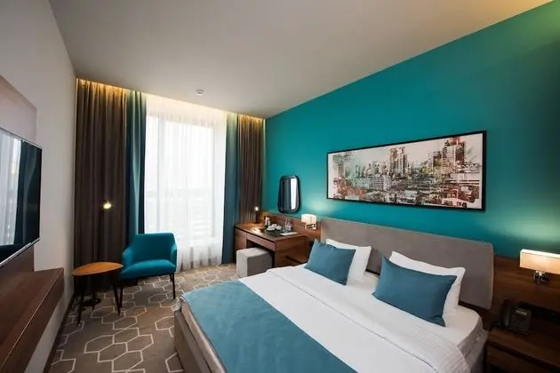 Basic Tek Büyük Yataklı Oda