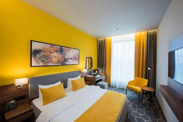 Basic Tek Büyük Yataklı Oda