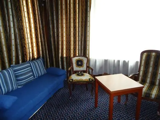 Economy Dört Kişilik Oda (5th floor, Elevator until 4th)