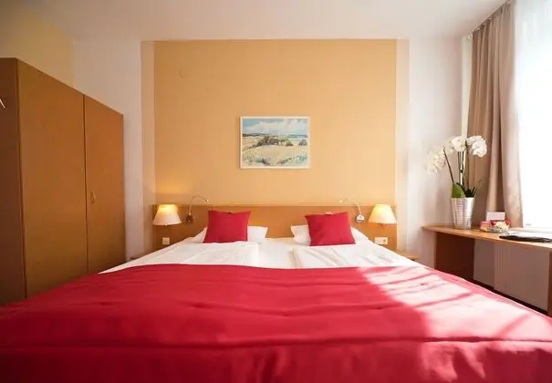 Comfort Tek Büyük Yataklı Oda, Küçük Mutfak (x)