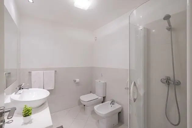 Basic Apart Daire, Birden Çok Yatak, Deniz Manzaralı