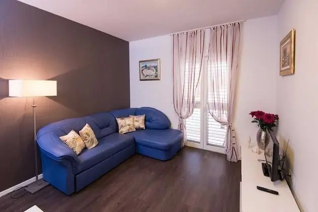 Apart Daire (City Apartments Lani - One Bedroom Ap)