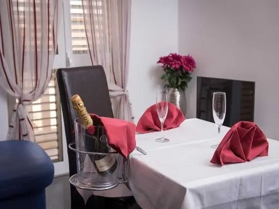Apart Daire (City Apartments Lani - One Bedroom Ap)