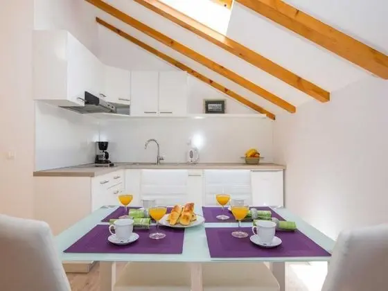 Apart Daire (City Apartments Lani - Superior One b)