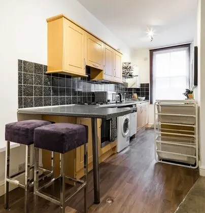 Basic Tek Büyük Yataklı Oda, Ortak Banyo