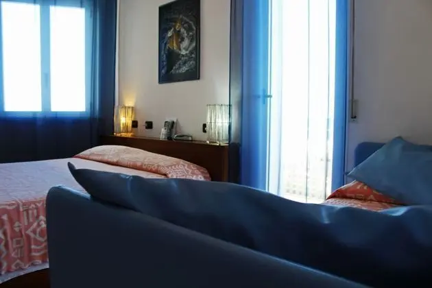 Classic Üç Kişilik Oda, Deniz Manzaralı