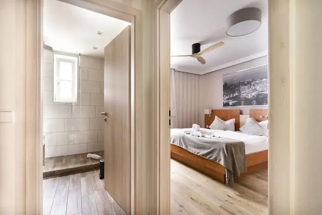 Basic Üç Kişilik Oda