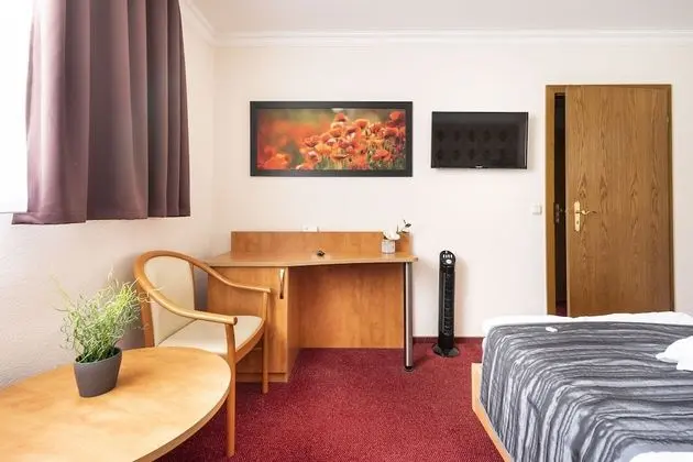 Tek Büyük Yataklı Oda