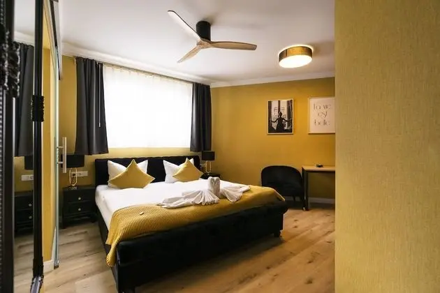 Tek Büyük Yataklı Oda