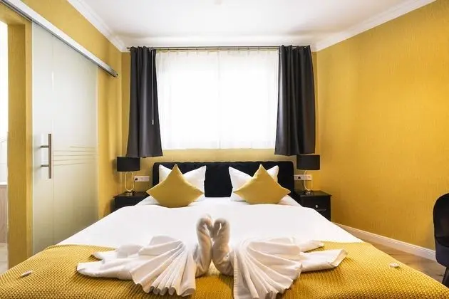 Tek Büyük Yataklı Oda