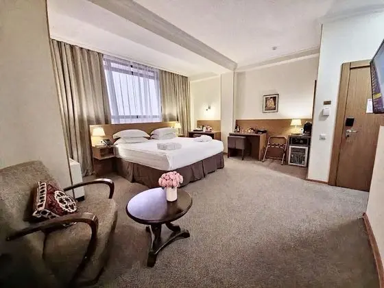 Superior Tek Büyük Yataklı Oda