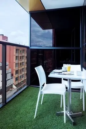 Tek Büyük Yataklı Oda, Balkon, Şehir Manzaralı