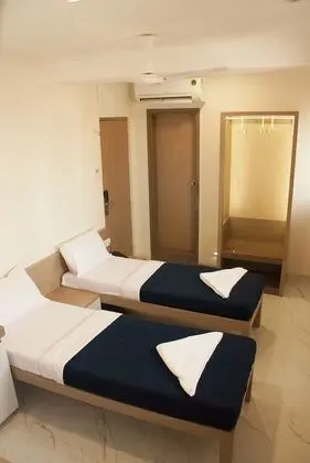 Basic Üç Kişilik Oda