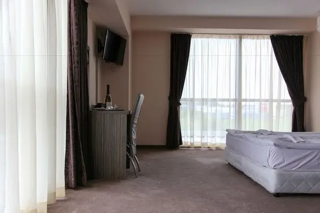 Deluxe Tek Büyük Yataklı Oda, Sigara İçilmez, Şehir Manzaralı