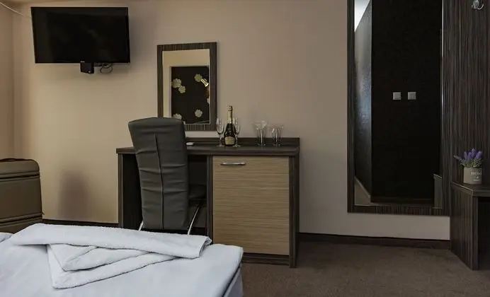 Deluxe Tek Büyük Yataklı Oda, Sigara İçilmez, Şehir Manzaralı