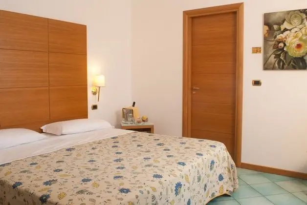 Deluxe Tek Büyük Yataklı Oda, Balkon