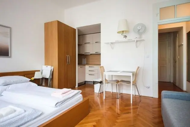 City Apart Daire (#411)