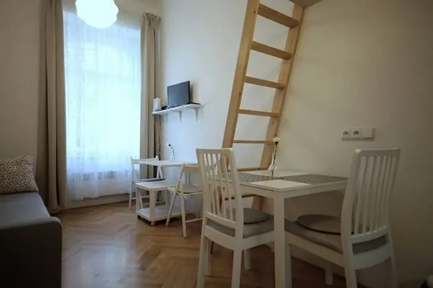 Junior Apart Daire (#42)