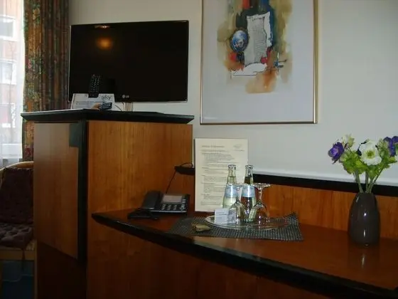 Standard Tek Büyük Yataklı Oda