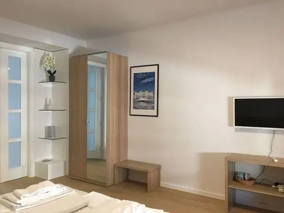 Standard Oda, 1 En Büyük (King) Boy Yatak, Özel Banyo