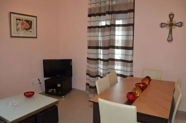 Ev, 6 Yatak Odası