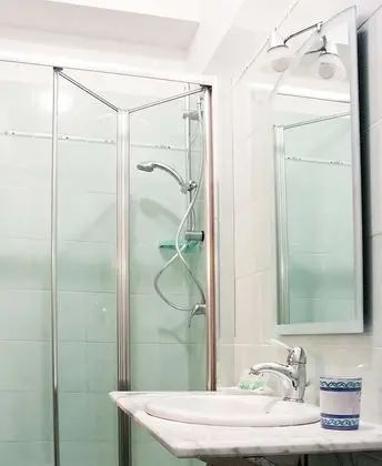 Classic Üç Kişilik Oda