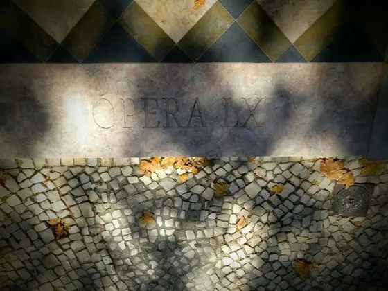 Apart Daire, 1 Büyük (Queen) Boy Yatak