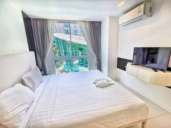 Deluxe Apart Daire, Havuz Manzaralı
