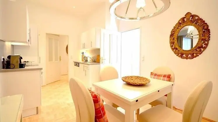 Deluxe Apart Daire