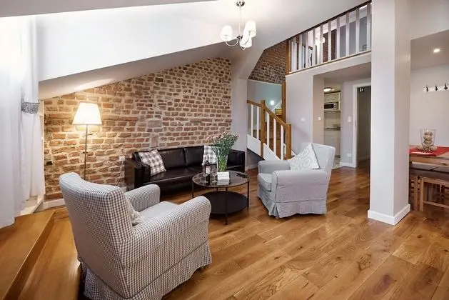 Superior Apart Daire, Asma Kat