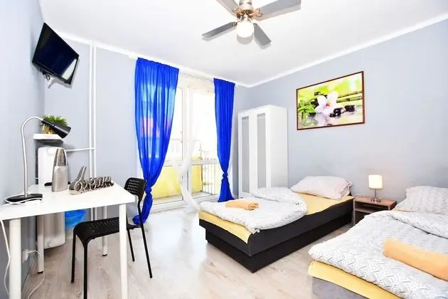 Tek Büyük veya İki Ayrı Yataklı Oda, Ortak Banyo (SwP3)