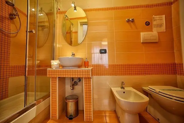 Tek Büyük Yataklı Oda, 1 Büyük (Queen) Boy Yatak