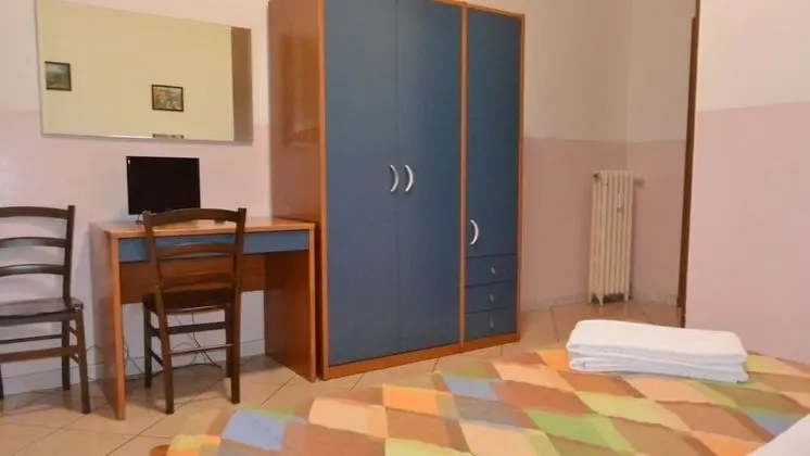 Basic Tek Büyük Yataklı Oda, 1 Çift Kişilik veya 2 Tek Kişilik Yatak