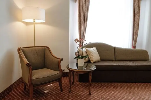 Comfort Tek Büyük Yataklı Oda