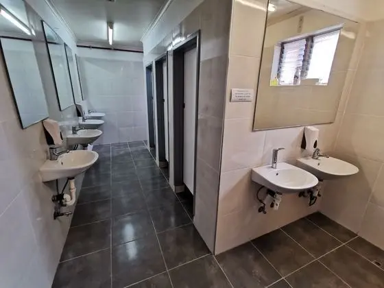Tek Kişilik Oda, Ortak Banyo