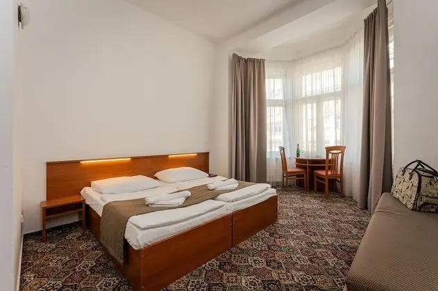 Tek Büyük veya İki Ayrı Yataklı Oda