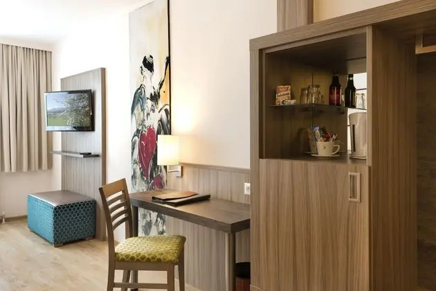 Classic Tek Büyük Yataklı Oda