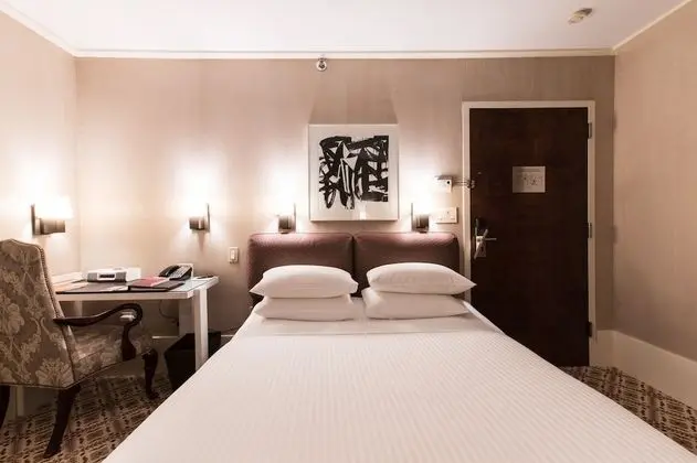 Luxury Oda, 1 Büyük (Queen) Boy Yatak