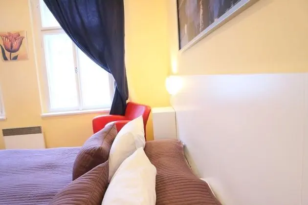 Tek Büyük veya İki Ayrı Yataklı Oda