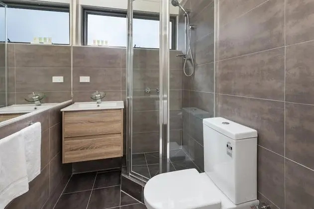 Two Bedroom Apartment - Gipps Street Building