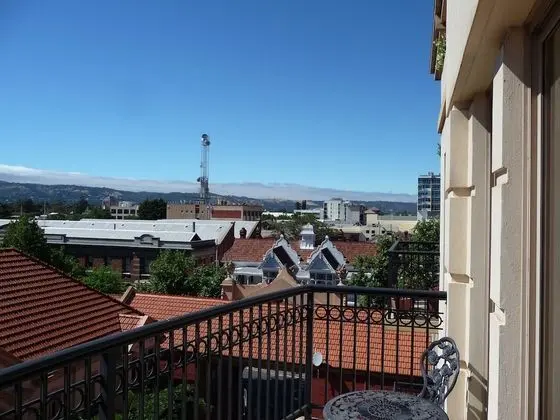 Apart Daire, 3 Yatak Odası, 2 Banyolu, Şehir Manzaralı