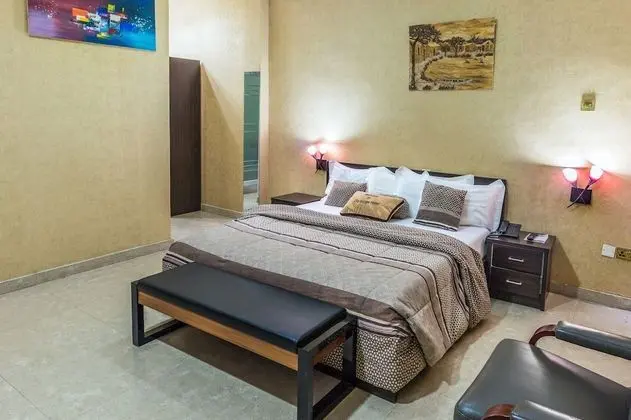 Deluxe Tek Büyük Yataklı Oda