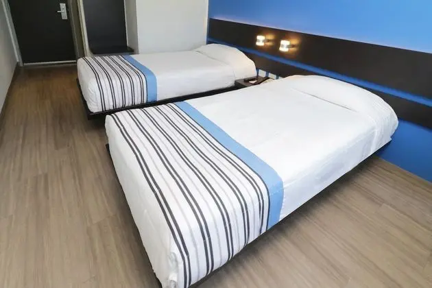 Oda, 2 Tek Kişilik Yatak