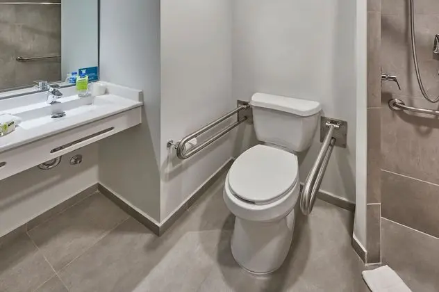 Oda, 2 Tek Kişilik Yatak