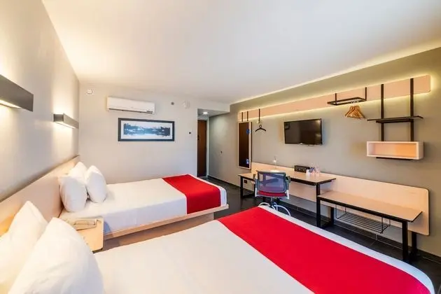 Oda, 2 Çift Kişilik Yatak