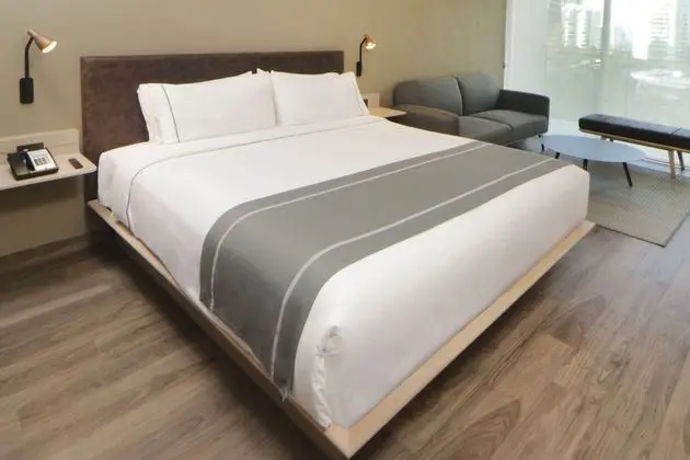 Oda, 2 Çift Kişilik Yatak, Balkon