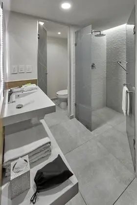 Standard Oda, 1 En Büyük (King) Boy Yatak, Sigara İçilmez